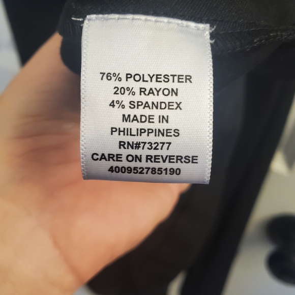 Elle Black Dress - Picture 3 of 5